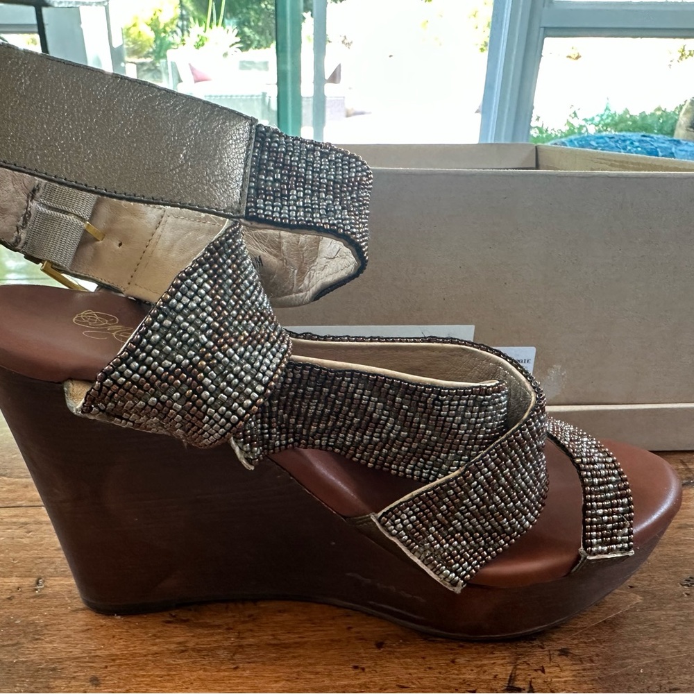 Matt Bernson Bronze Metallic Beaded Wedges Glam Chic